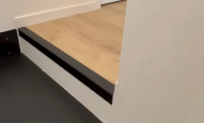 Réalisation d’un escalier avec cloison et petit bureau à Saint-Brieuc, Saint-Brieuc, BERTHELOT METALLERIE